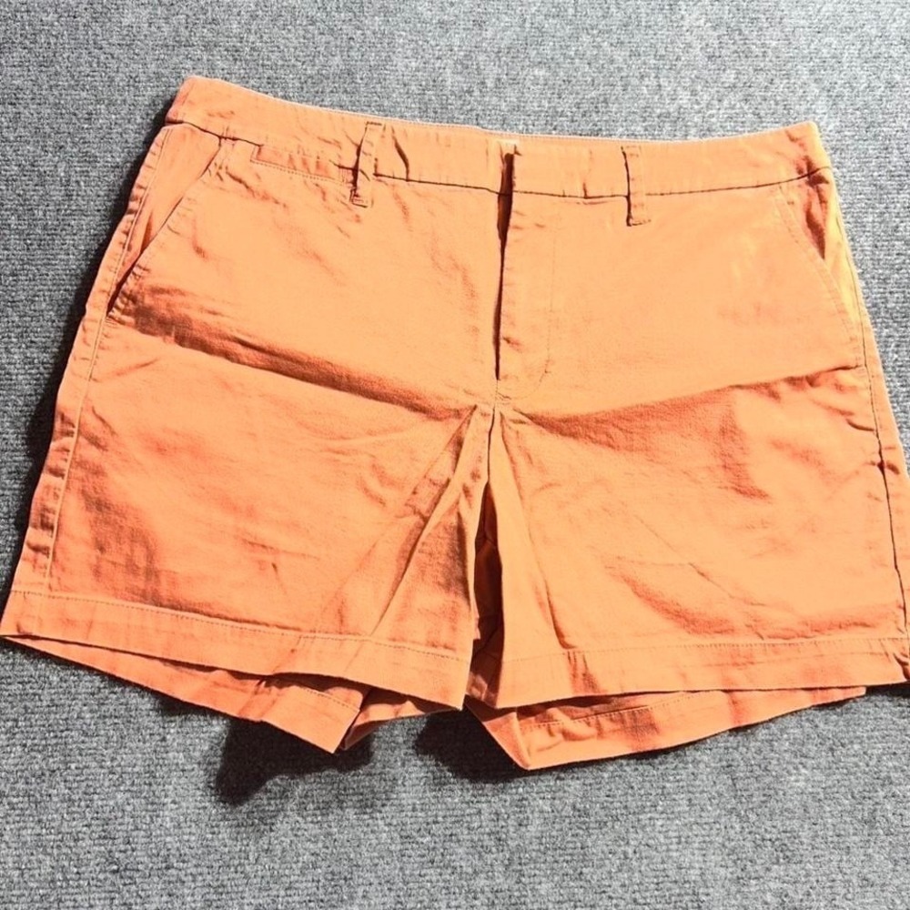 A New Day orange shorts Size 10